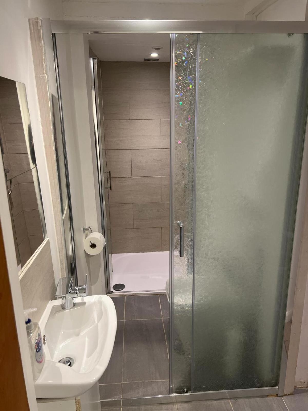 Comfy Private Bedrooms In Euston, Central Лондон Экстерьер фото