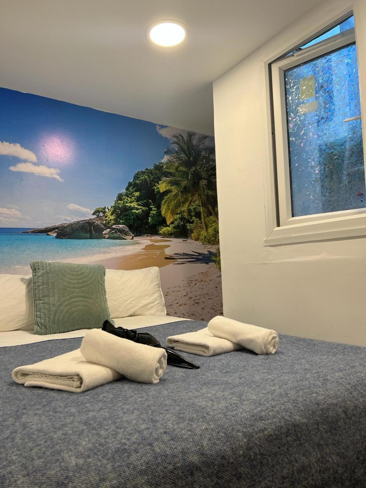 Comfy Private Bedrooms In Euston, Central Лондон Экстерьер фото