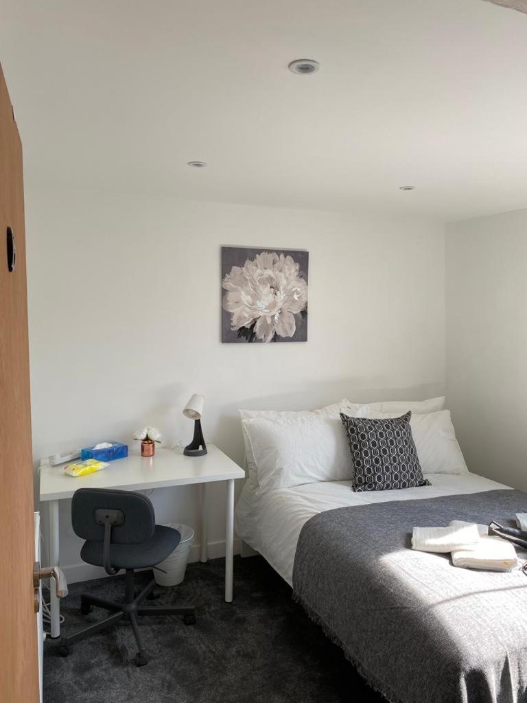 Comfy Private Bedrooms In Euston, Central Лондон Экстерьер фото