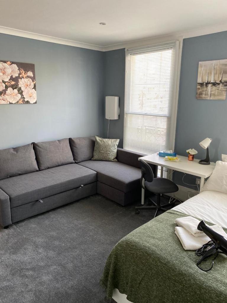 Comfy Private Bedrooms In Euston, Central Лондон Экстерьер фото